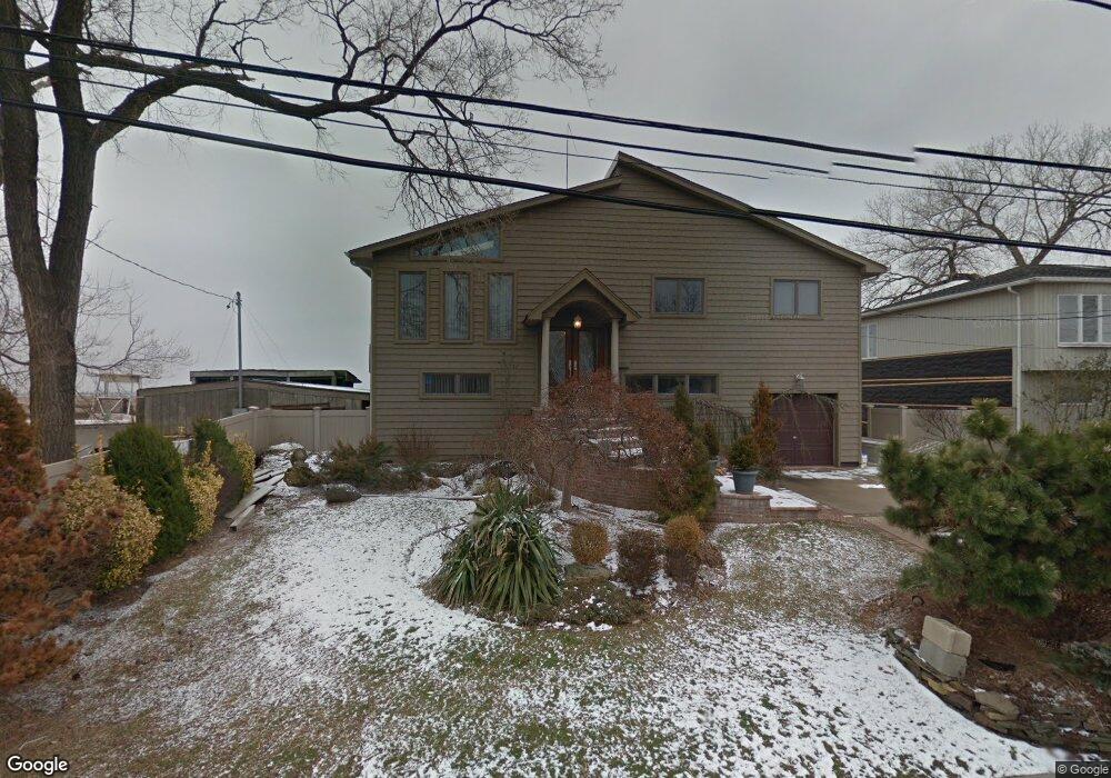 4051 Connecticut Ave, Island Park, NY 11558 - photo 1