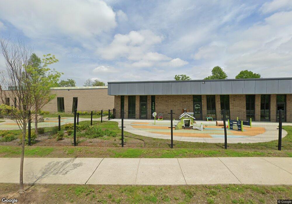 126 Hickory St unit 6, Springfield, MA 01109 - photo 1