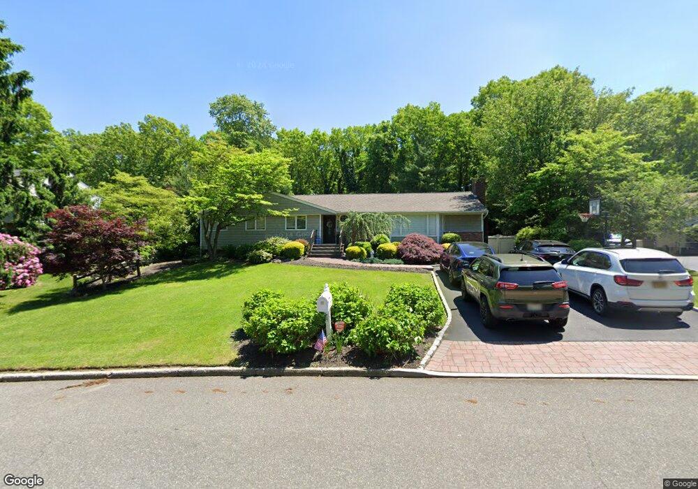 19 Autumn Dr, Hauppauge, NY 11788 - photo 1