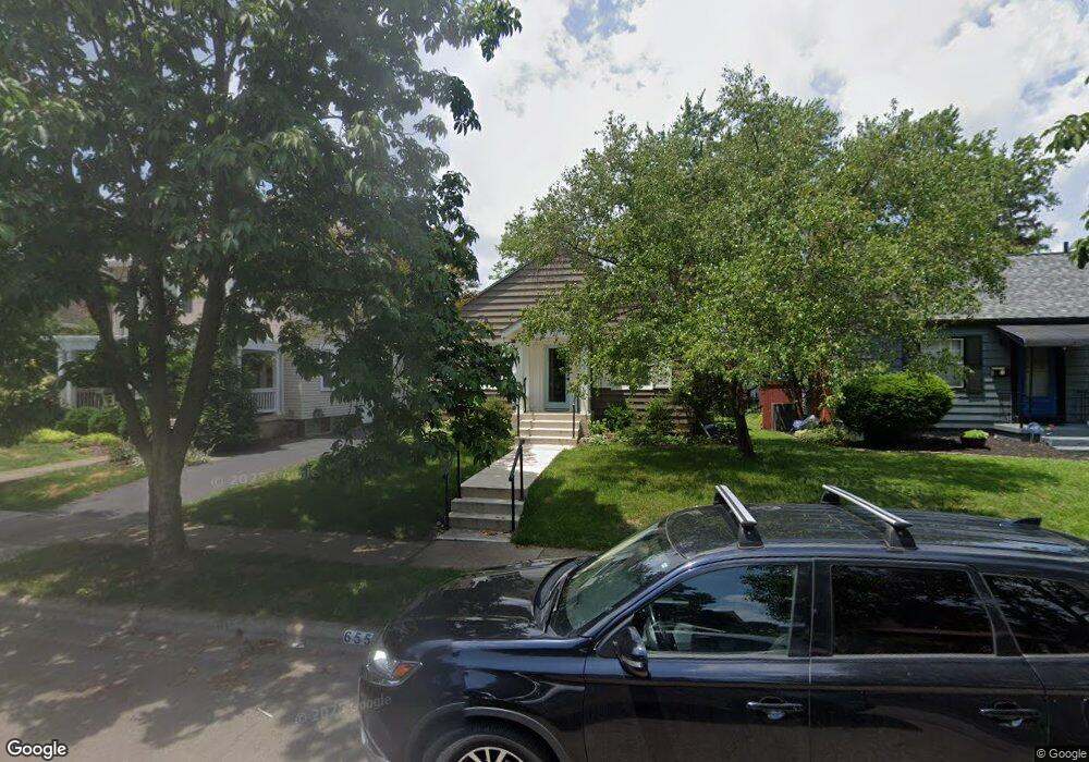 655 S Cassingham Rd, Columbus, OH 43209 - photo 1