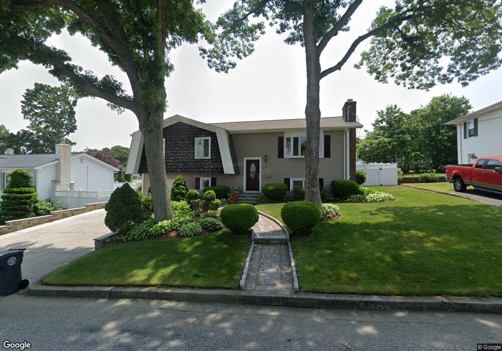 104 Selma St, Cranston, RI 02920 - photo 1