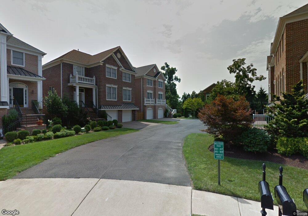 8015 Wolftrap Rd, Dunn Loring, VA 22027 - photo 1