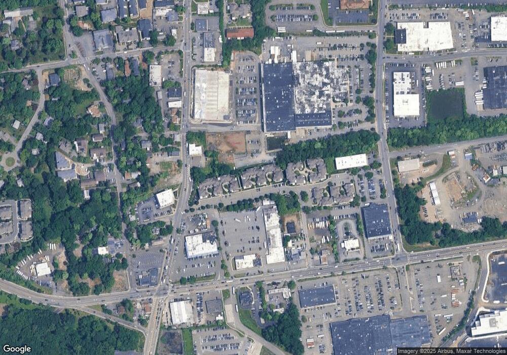 8 Horizon Ct unit 204, Monsey, NY 10952 - photo 1