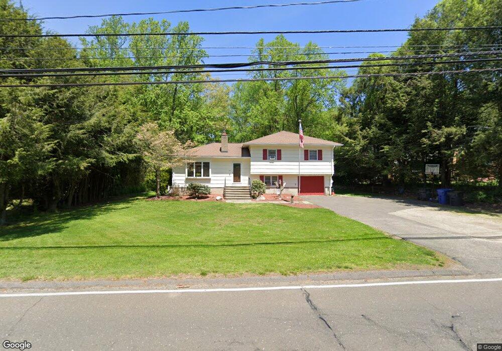 164 Lake Ave, Trumbull, CT 06611 - photo 1