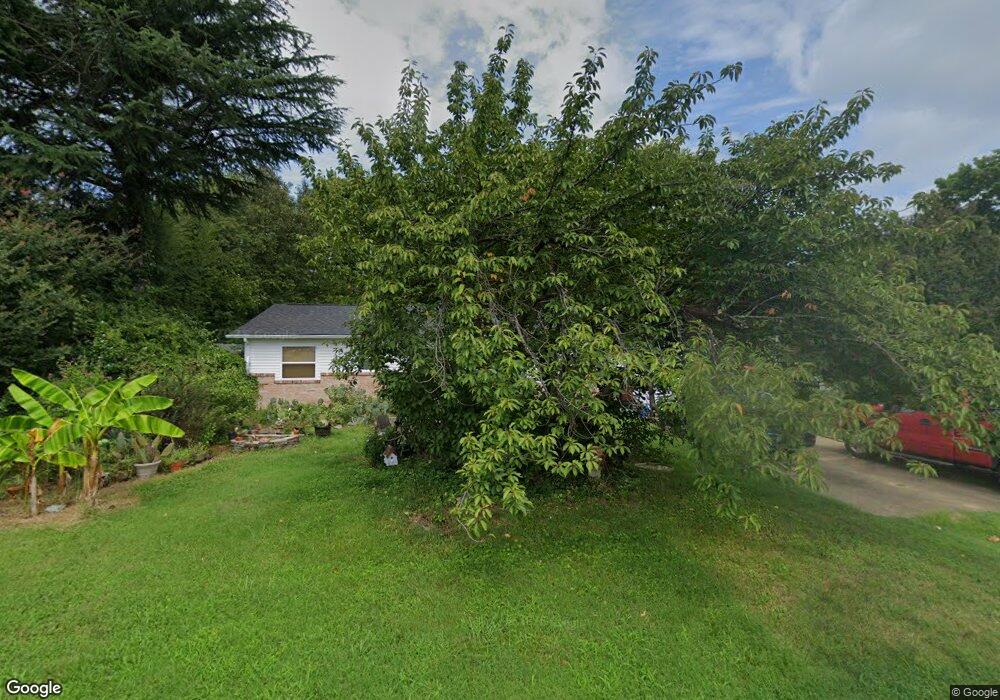 100 Riverview Cir, Colonial Beach, VA 22443 - photo 1