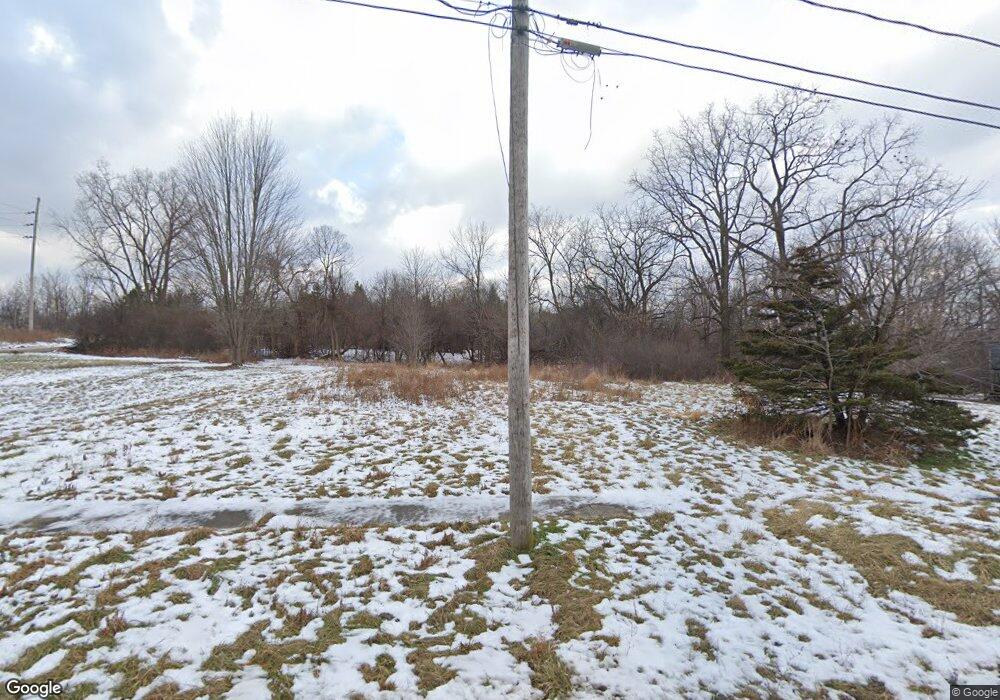 816 Kummer St, Flint, MI 48503 - photo 1