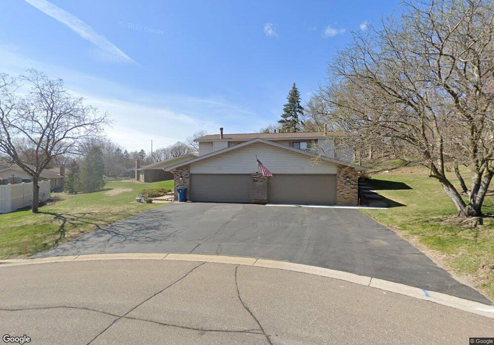 4504 Redwood Cir, Minnetonka, MN 55345 - photo 1