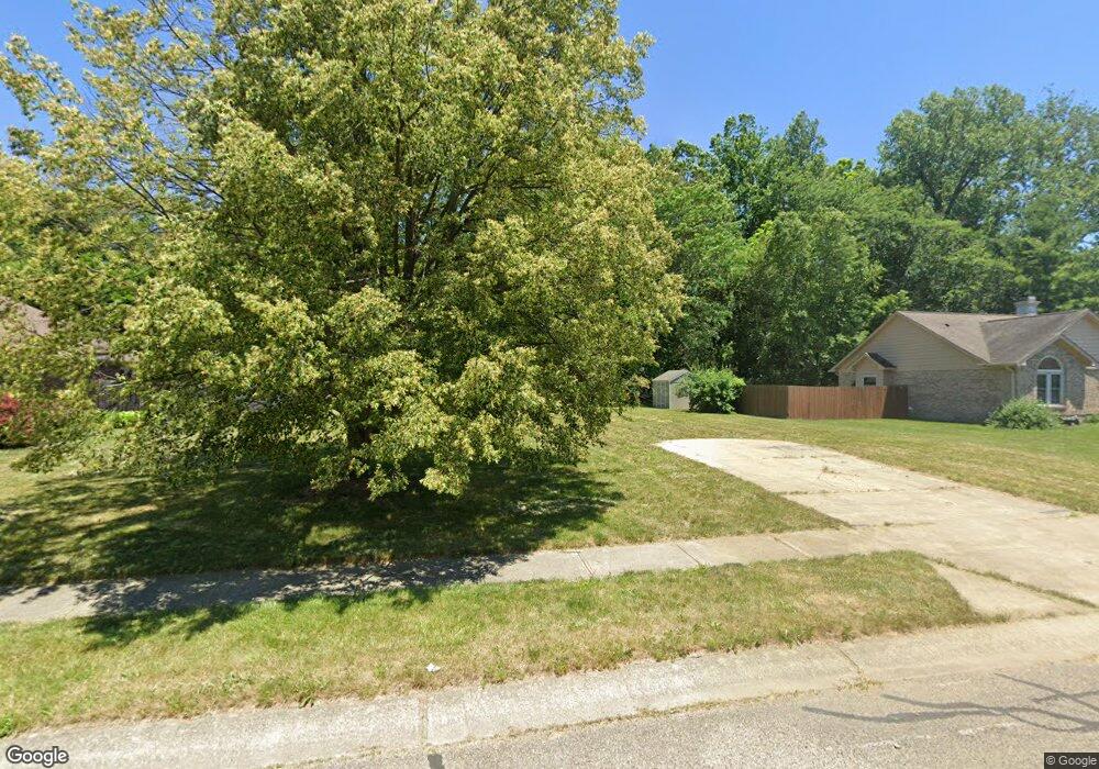 587 Crestpoint Ln, Plainfield, IN 46168 - photo 1