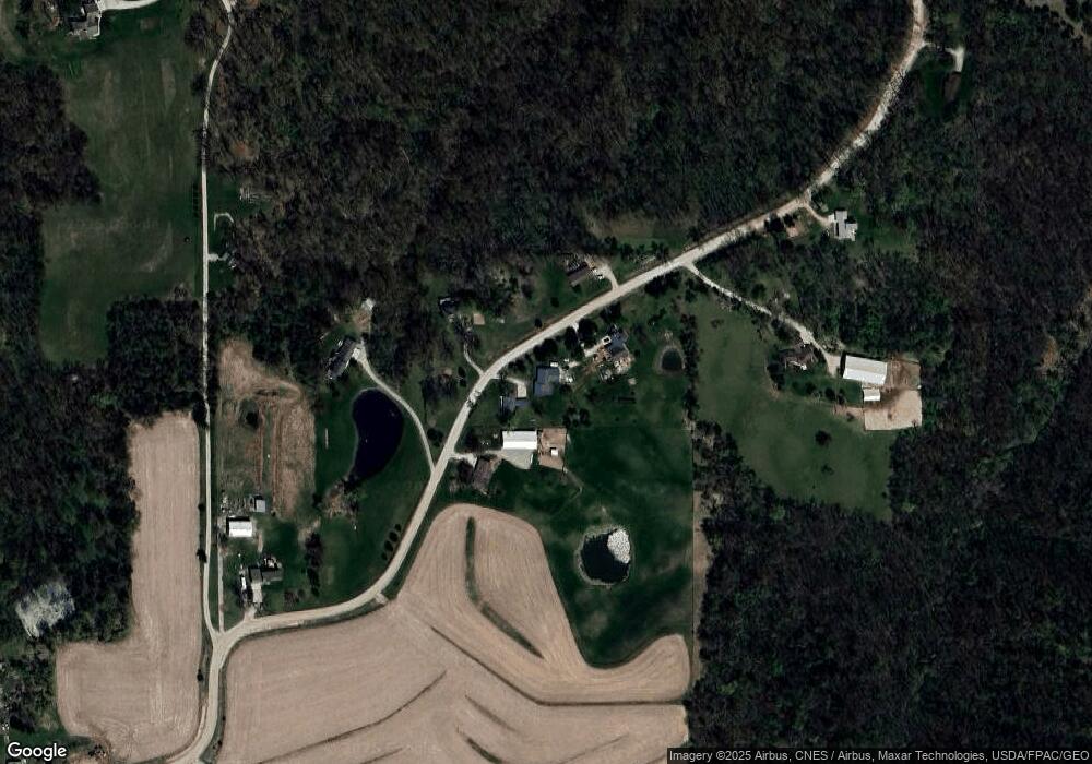 4596 Iowa St, Newton, IA 50208 - photo 1