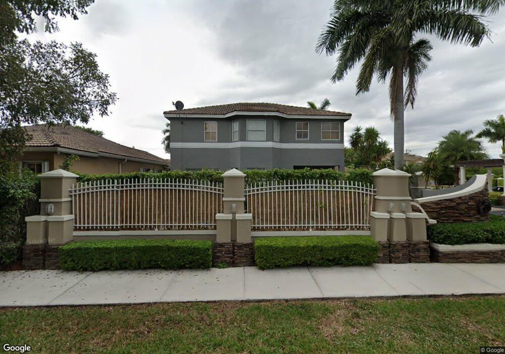 4871 NW 112th Ct, Doral, FL 33178 - photo 1