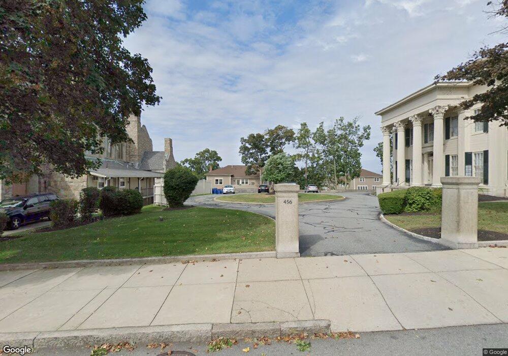 450 Rock St unit 10, Fall River, MA 02720 - photo 1