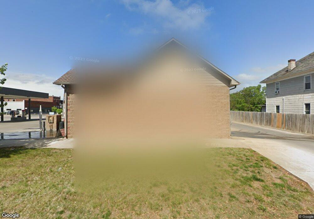 218 N Williams St, Moberly, MO 65270 - photo 1