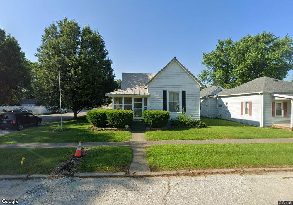 415 E Pearl St, Washington, IN 47501 - photo 1