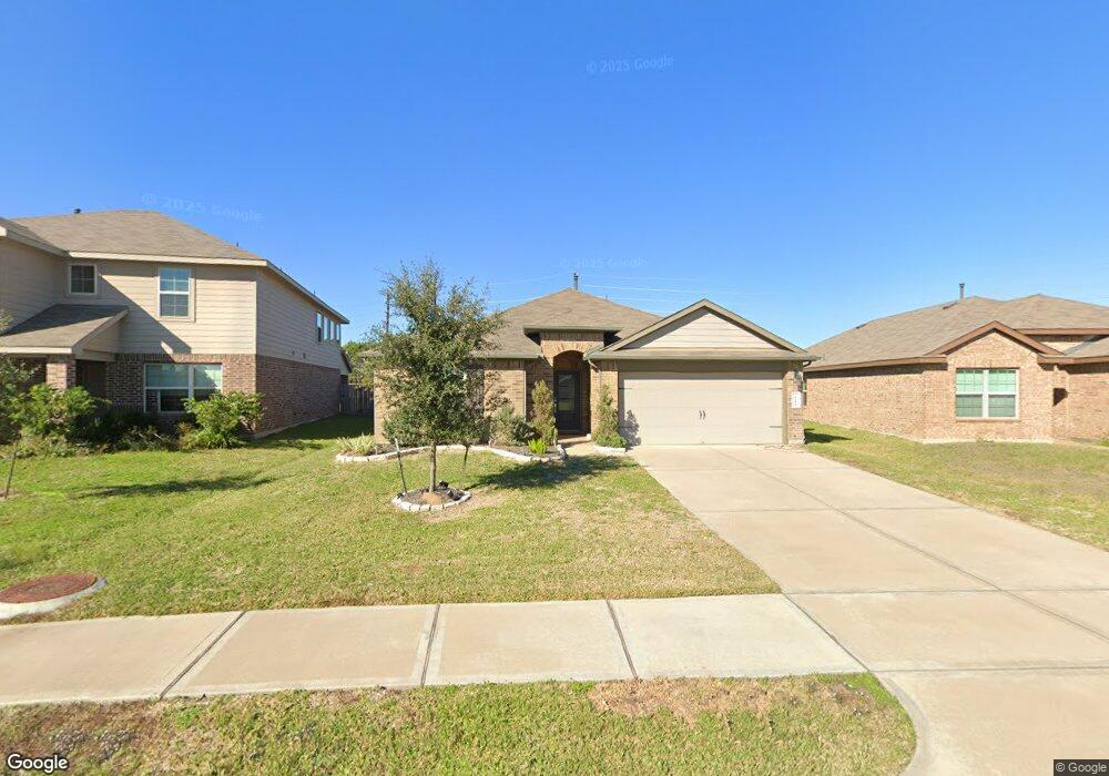 29814 Breakwater Dr, Katy, TX 77494 - photo 1