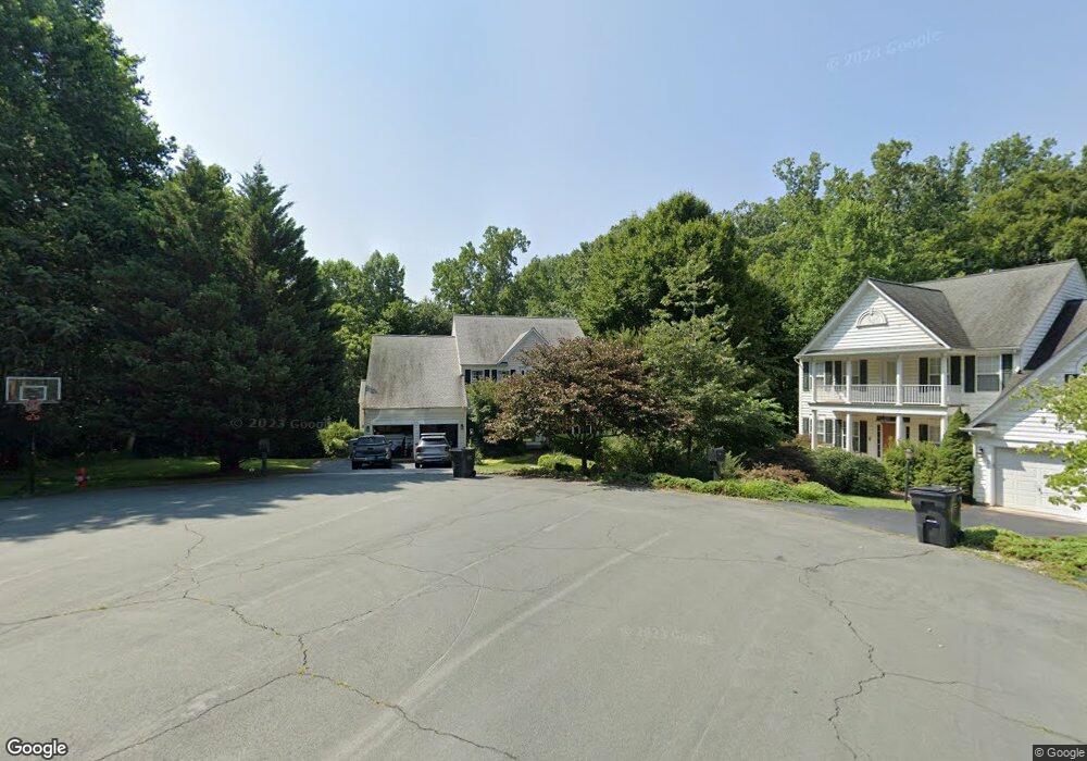 830 Charter Oaks Dr, Charlottesville, VA 22901 - photo 1