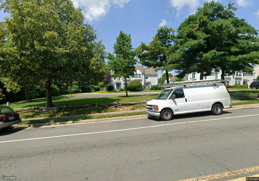 14005 Grumble Jones Ct, Centreville, VA 20121 - photo 1