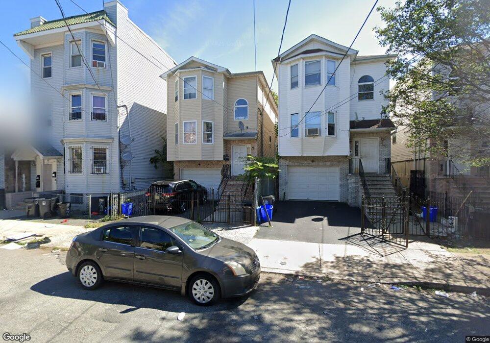 738 S 12th St, Newark, NJ 07103 - photo 1