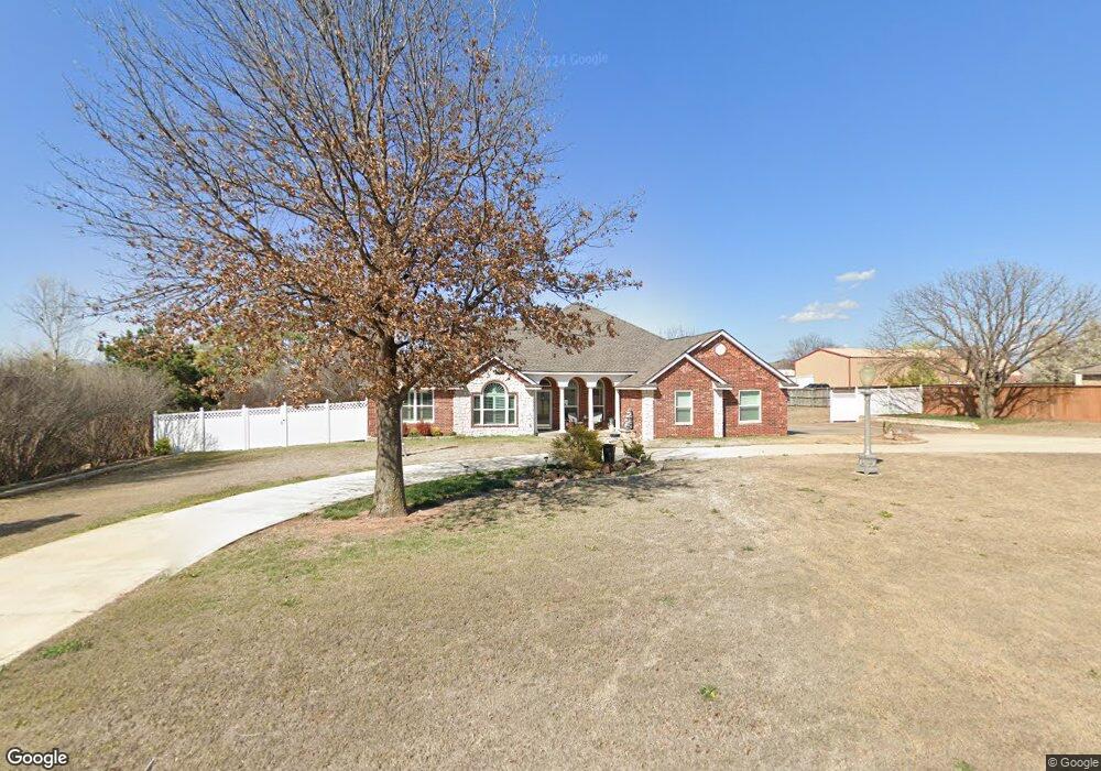 2109 SE 3rd St, Moore, OK 73160 - photo 1