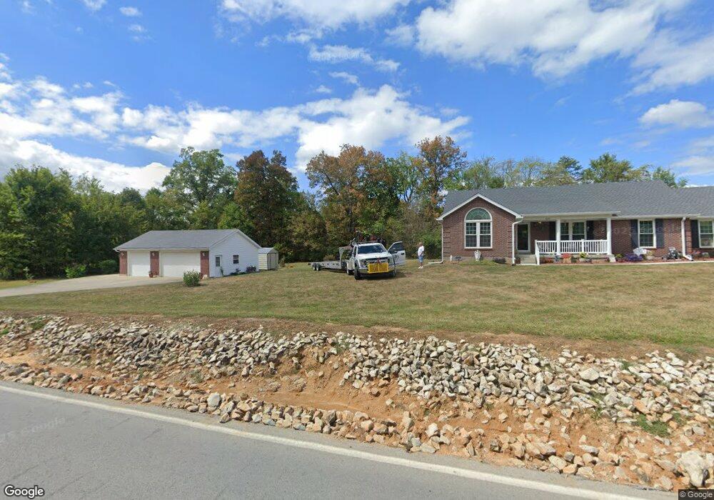 570 Greenbriar Rd, Mount Washington, KY 40047 - photo 1