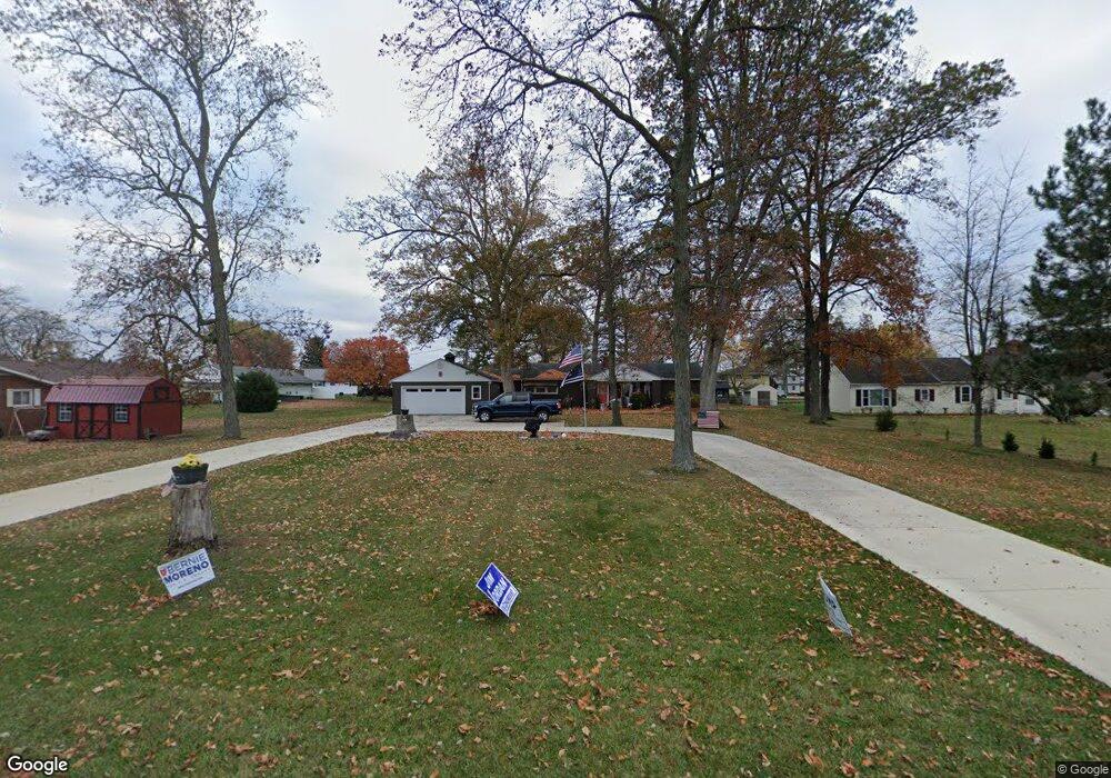 303 Infirmary Rd, Wapakoneta, OH 45895 - photo 1