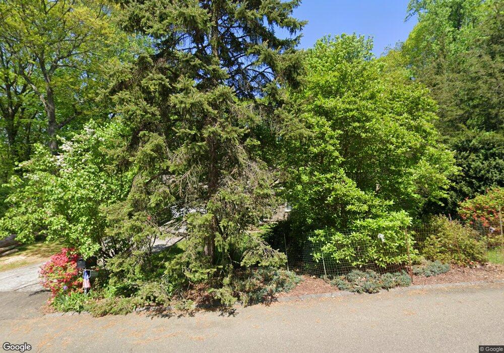 110 Gilbert Dr, Trumbull, CT 06611 - photo 1