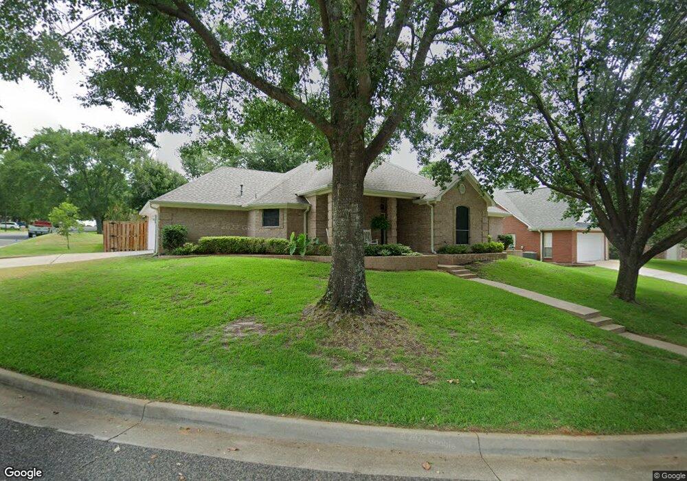 4104 4104 Stonebrook Ln, Tyler, TX 75707 - photo 1