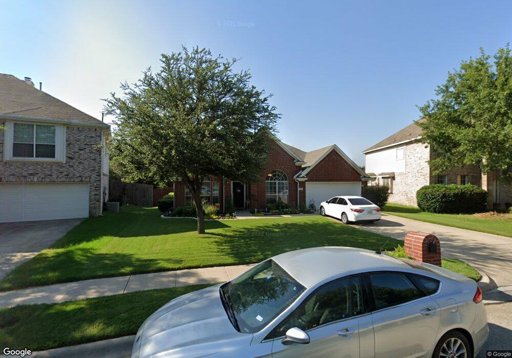 920 Circle View Ln, Denton, TX 76210 - photo 1