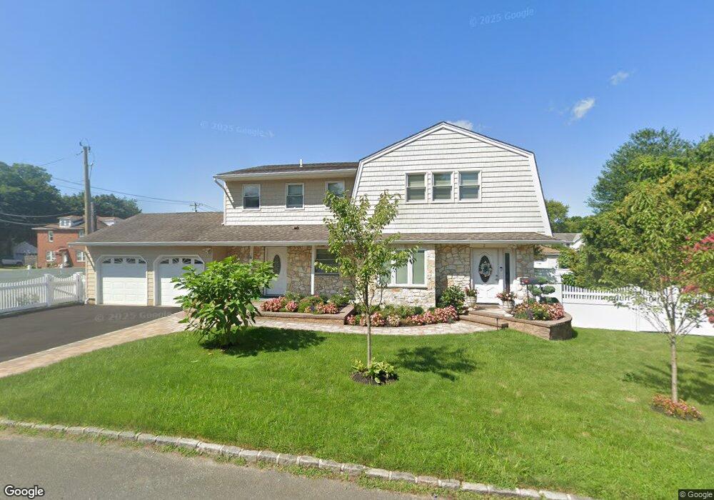 0 Conway Ct unit 1, Glen Cove, NY 11542 - photo 1