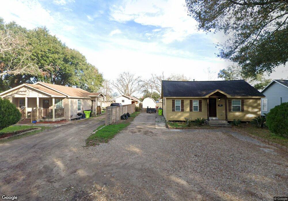 2511 Avenue F, Rosenberg, TX 77471 - photo 1