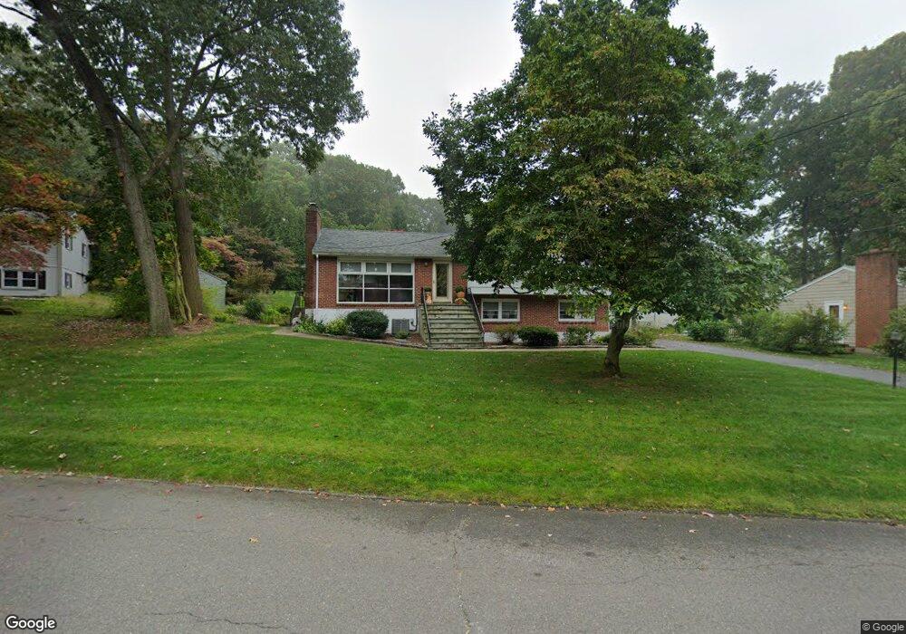 140 Bracewood Rd, Waterbury, CT 06706 - photo 1