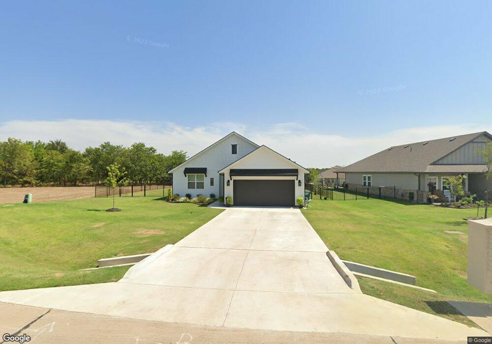 1364 Orange Blossom Ct, Gainesville, TX 76240 - photo 1