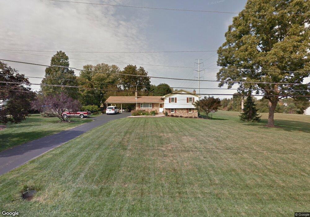 12615 Viewside Dr, North Potomac, MD 20878 - photo 1