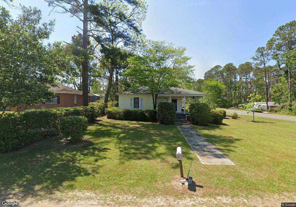 827 Daughtry Ave N, Douglas, GA 31533 - photo 1