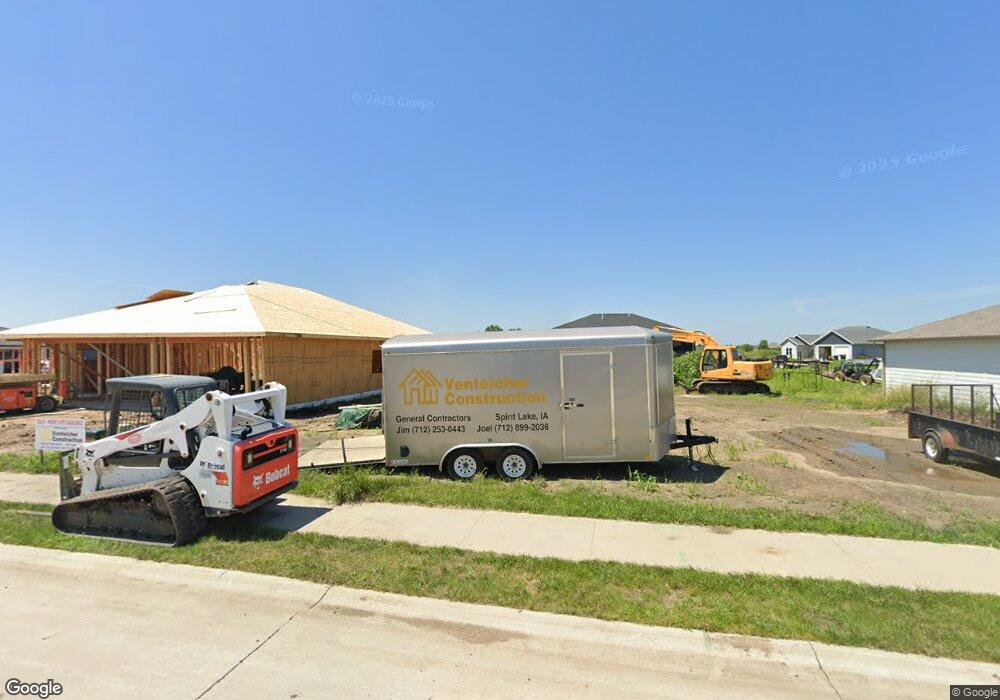 3730 Lincoln Ave, Spirit Lake, IA 51360 - photo 1