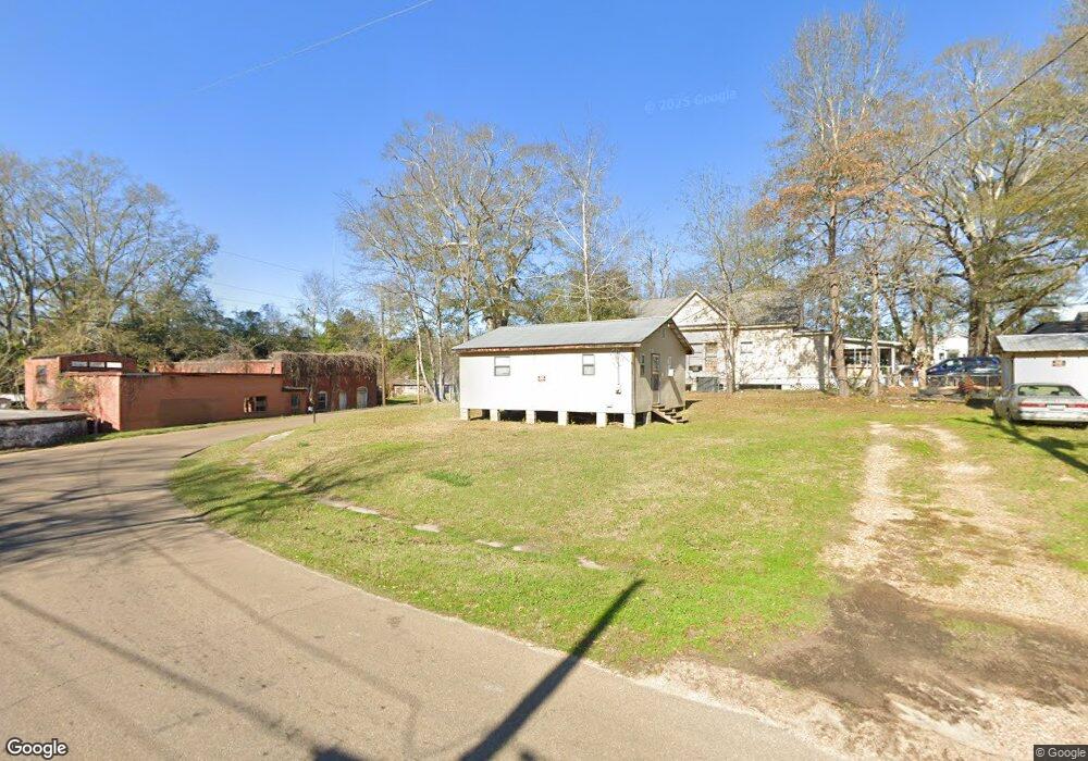 213 Monticello St, Hazlehurst, MS 39083 - photo 1