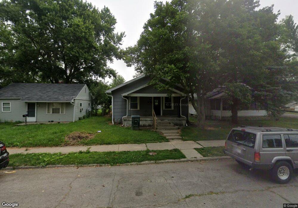 2212 S Mulberry St, Muncie, IN 47302 - photo 1