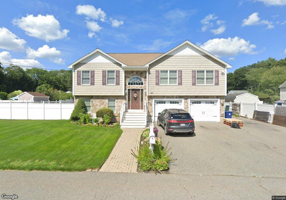 27 Elizabeth Rd, Billerica, MA 01821 - photo 1