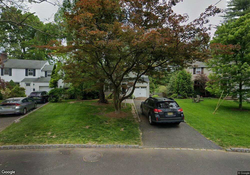 53 Holmes Oval, New Providence, NJ 07974 - photo 1