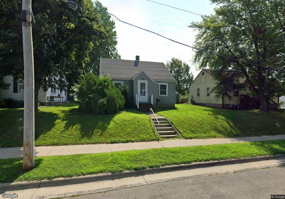 408 Saint Thomas Ave, Albert Lea, MN 56007 - photo 1