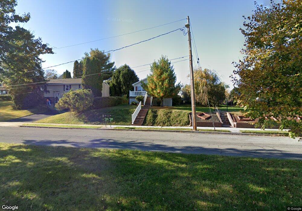 1337 Commonwealth Blvd, Reading, PA 19607 - photo 1