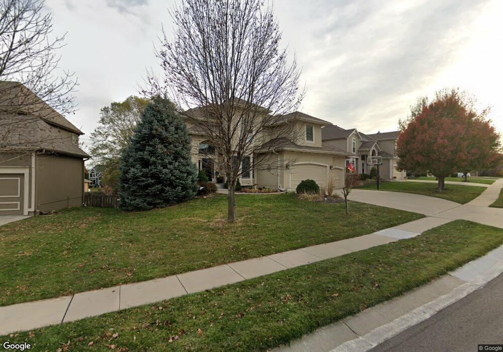 22405 W 56th St, Shawnee, KS 66226 - photo 1