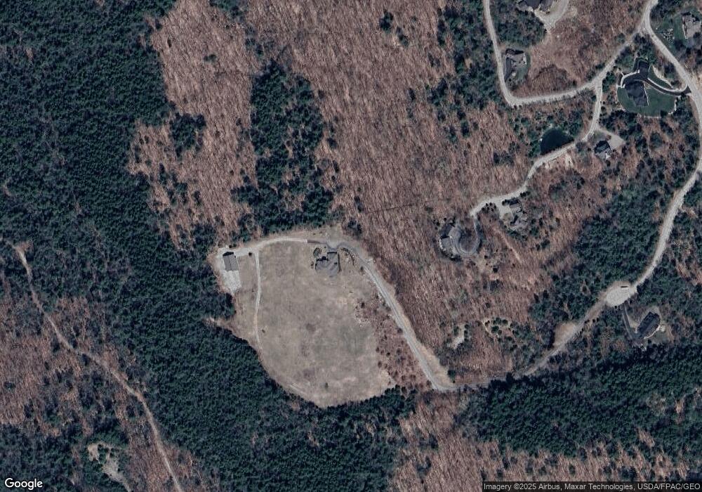 194 Boulder Ridge Rd, Hales Location, NH 03860 - photo 1