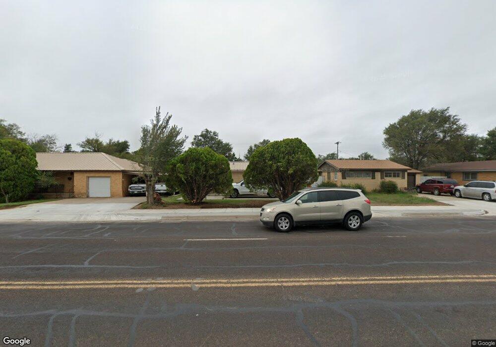 107 N Maddox Ave, Dumas, TX 79029 - photo 1