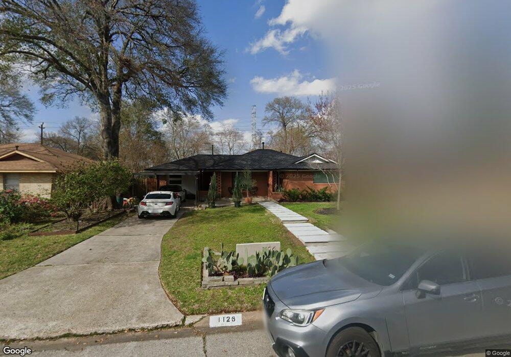 1126 W 31st St, Houston, TX 77018 - photo 1