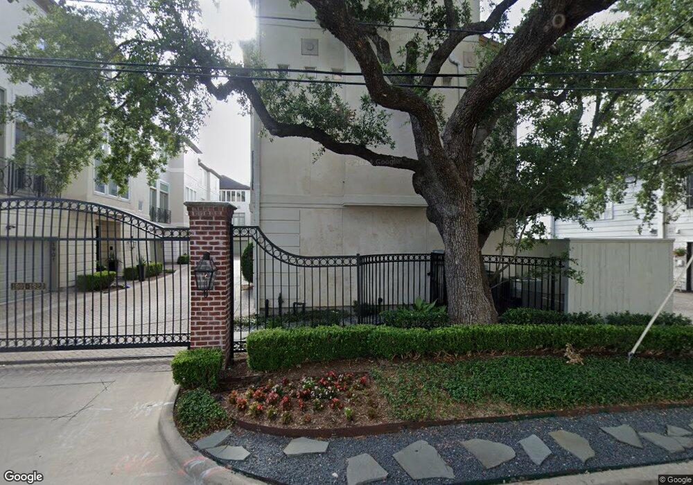 1923 Spann St, Houston, TX 77019 - photo 1