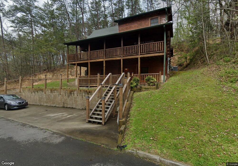 3409 Steven Ct, Pigeon Forge, TN 37863 - photo 1