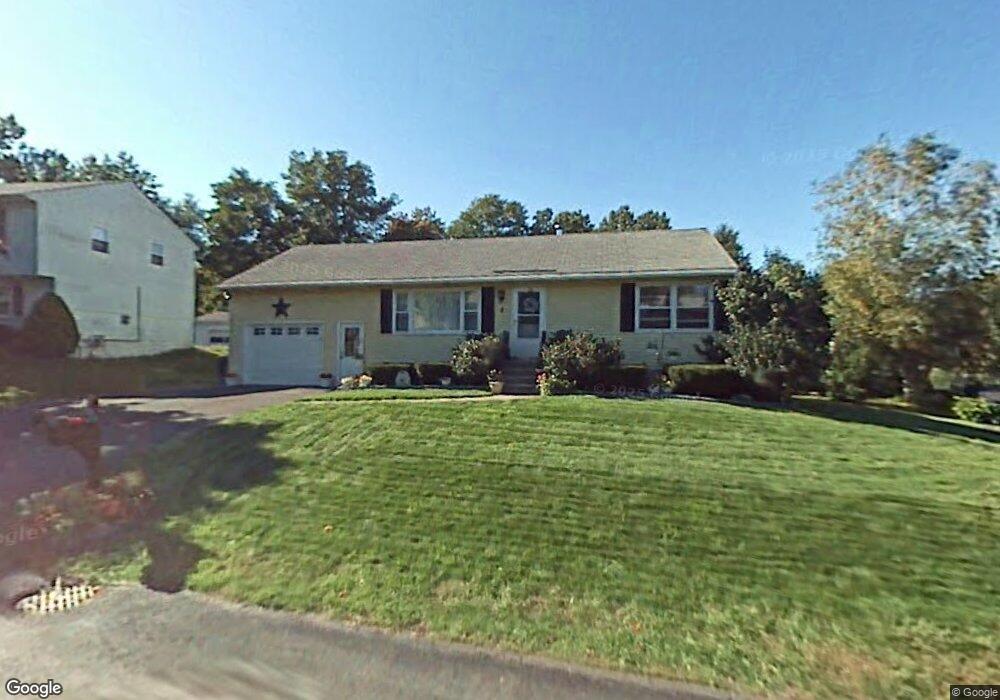 8 Barber Dr, Rensselaer, NY 12144 - photo 1