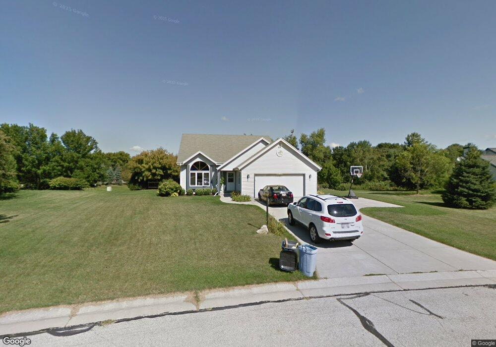 N103W17108 Wildrose Ln, Germantown, WI 53022 - photo 1