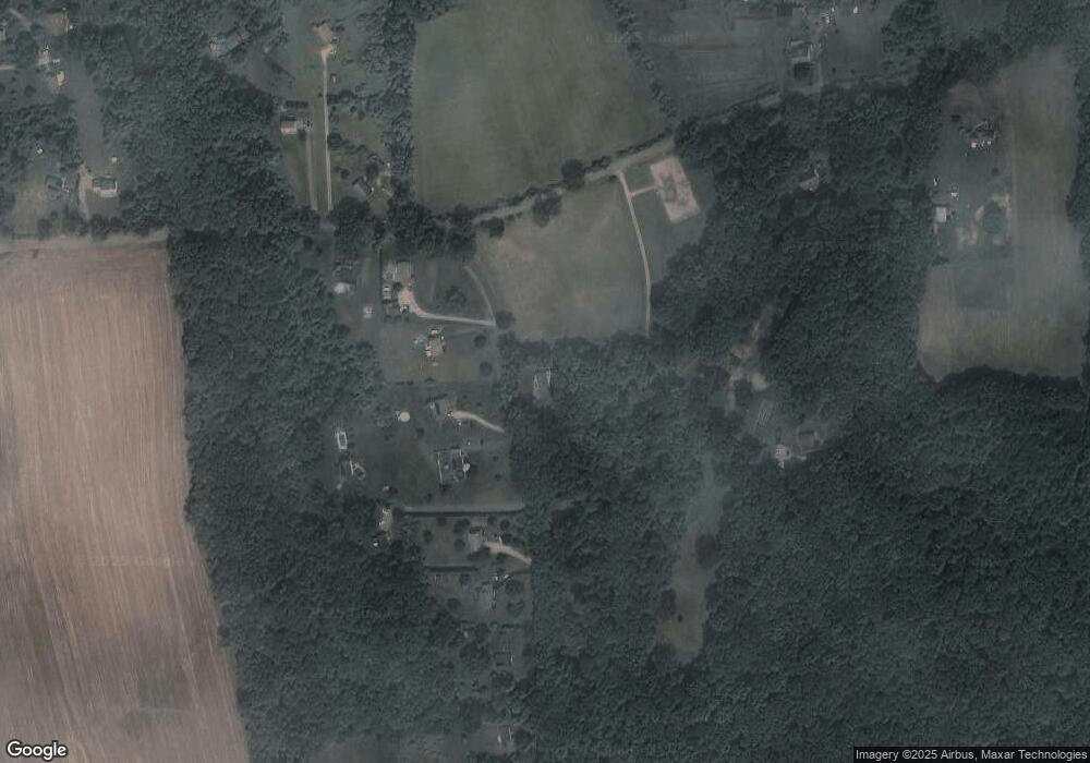 211 Gary School Rd, Putnam, CT 06260 - photo 1