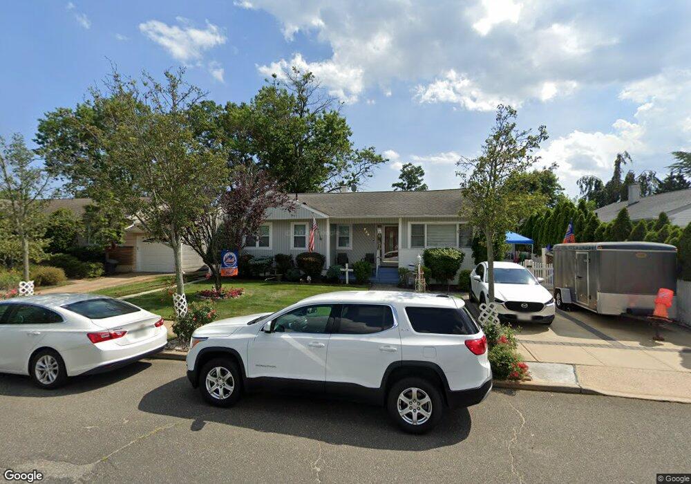 739 Plato St, Franklin Square, NY 11010 - photo 1